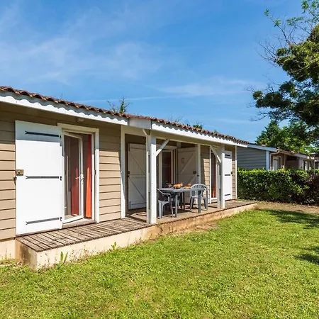 홀리데이파크 Le Domaine Du Cedre Rivières