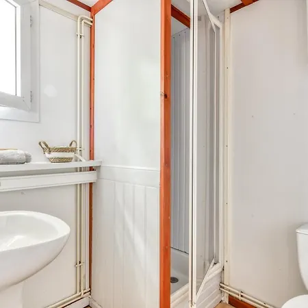 Le Domaine Du Cedre 4*