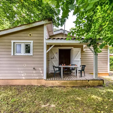 Le Domaine Du Cedre 4*