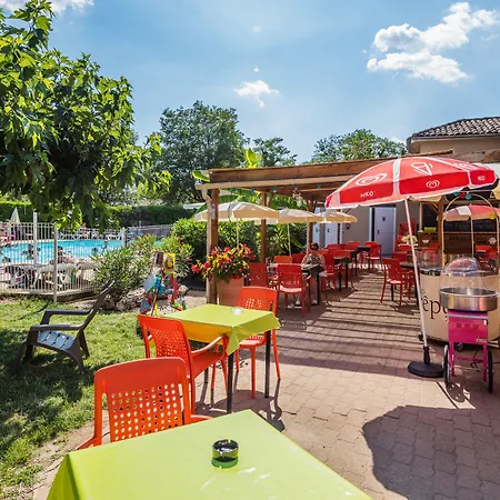 Le Domaine Du Cedre 4* Rivières