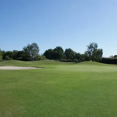 Le Domaine Du Cedre 4* Rivières