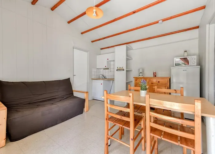 Le Domaine Du Cedre 4*