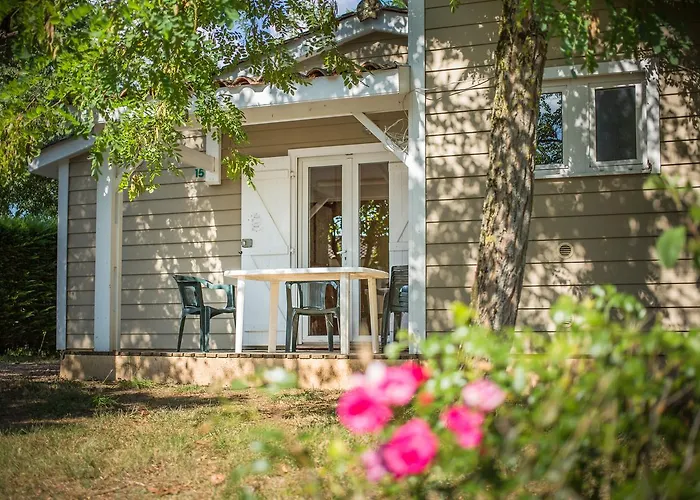 Le Domaine Du Cedre 4* Rivières