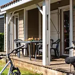 Le Domaine Du Cedre Village de vacances 4*