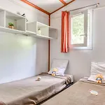 Le Domaine Du Cedre 4* Rivières