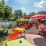 Le Domaine Du Cedre 4* Rivières