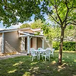 Le Domaine Du Cedre Tatil parkı Rivières