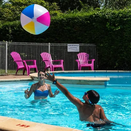 Le Domaine Du Cèdre 4*