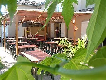 Le Domaine Du Cedre 4* Rivières