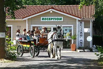 פארק נופש Le Domaine Du Cedre 4*