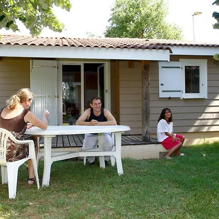 Le Domaine Du Cedre 4*